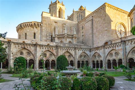  A Catedral de Tarragona: Uma Jóia Arquitetônica e Testemunho da História!