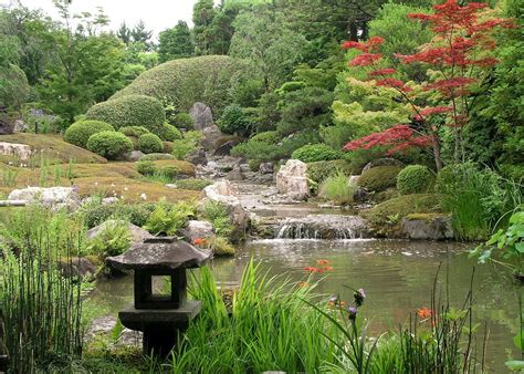 Tsuiji-Sojinkan! Descubra o Charme Japonês de um Jardim Tradicional