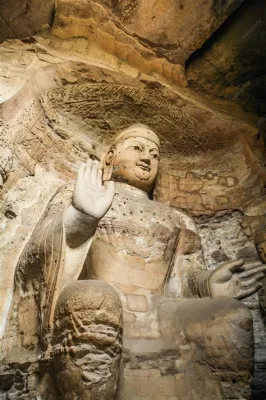  Yungang Grottoes: Um Tesouro Escondido da História e Arte Budista na China!